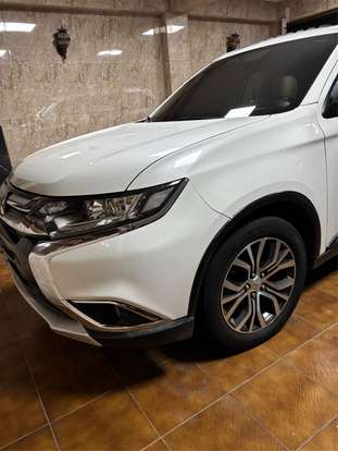 MITSUBISHI-OUTLANDER-2018