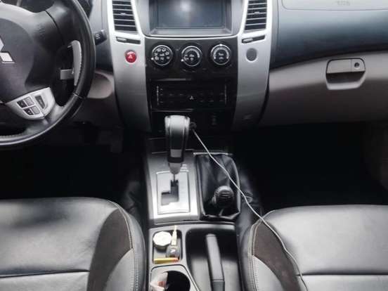 MITSUBISHI-PAJERO-3.2 HPE 4X4 7 LUGARES 16V TURBO INTERCOOLER DIESEL 4P AUTOMÁTICO MITSUBISHI-PAJERO-2017