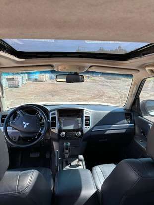 MITSUBISHI-PAJERO-2018