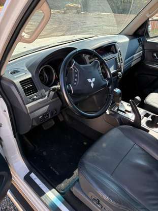 MITSUBISHI-PAJERO-2018