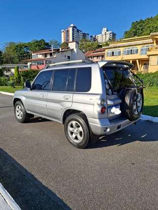 MITSUBISHI-PAJERO TR4-2008