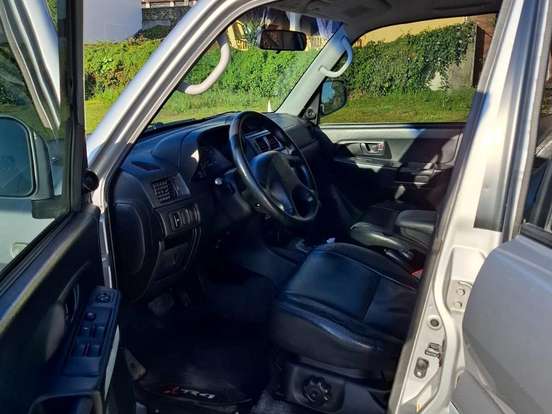 MITSUBISHI-PAJERO TR4-2.0 4X4 16V 140CV FLEX 4P AUTOMÁTICO MITSUBISHI-PAJERO TR4-2008