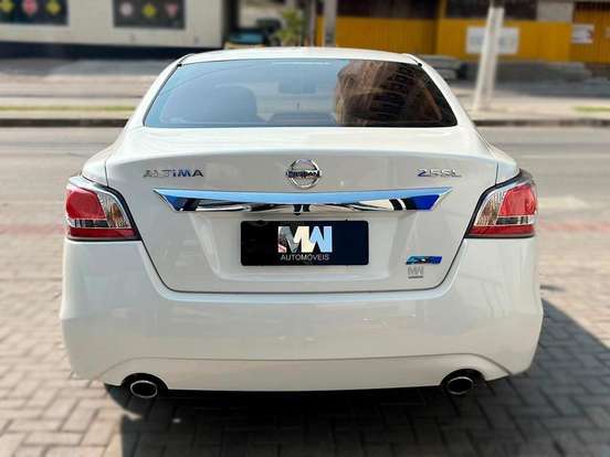 NISSAN-ALTIMA-2013