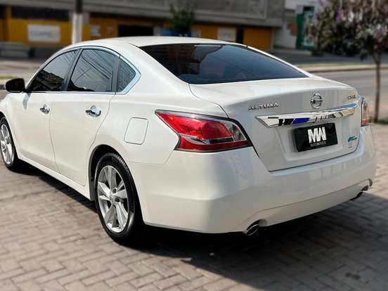 NISSAN-ALTIMA-2.5 SL 16V GASOLINA 4P AUTOMÁTICO NISSAN-ALTIMA-2013