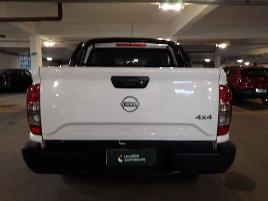 NISSAN-FRONTIER-2024