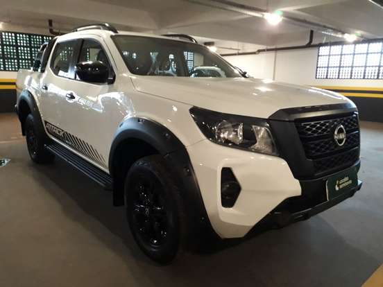 NISSAN-FRONTIER-2024
