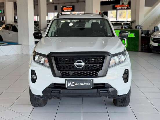 NISSAN-FRONTIER-2022