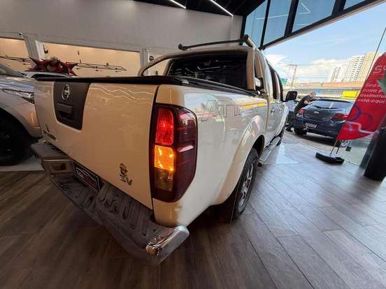 NISSAN-FRONTIER-2.5 S 4X4 CD TURBO ELETRONIC DIESEL 4P MANUAL NISSAN-FRONTIER-2016