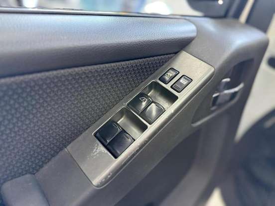 NISSAN-FRONTIER-2.5 S 4X4 CD TURBO ELETRONIC DIESEL 4P MANUAL NISSAN-FRONTIER-2016