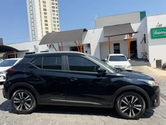 NISSAN-KICKS-2021