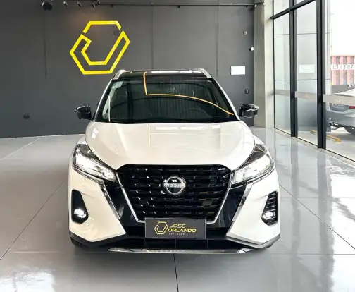 NISSAN-KICKS-2023