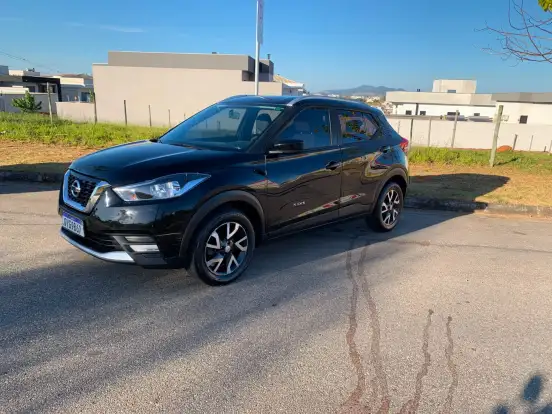 NISSAN-KICKS-2020