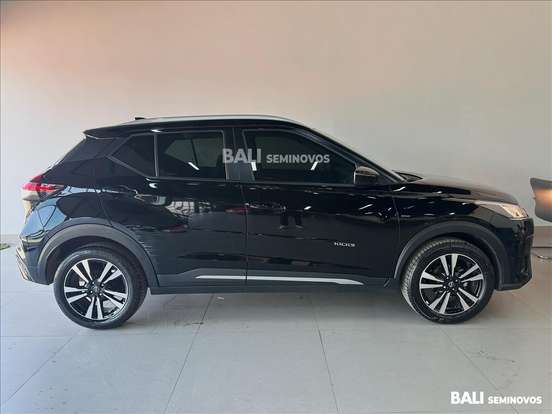 NISSAN-KICKS-2025