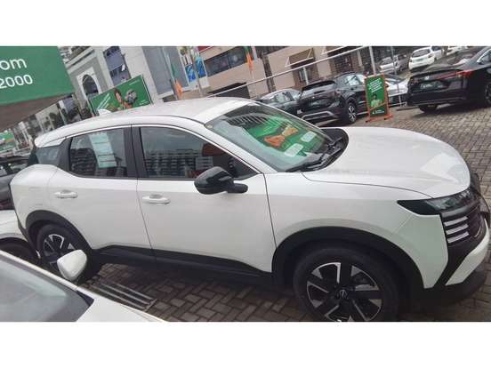 NISSAN-KICKS-2025