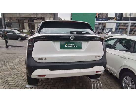 NISSAN-KICKS-2025