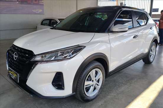 NISSAN-KICKS-2023