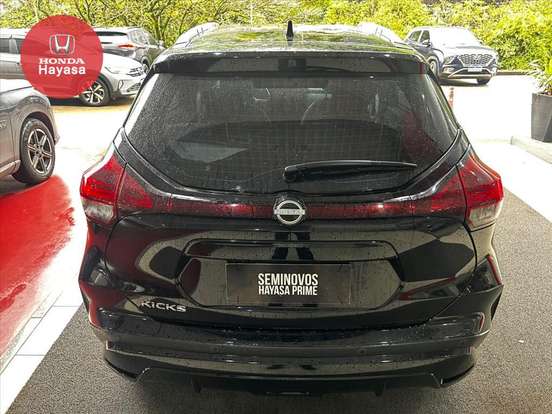 NISSAN-KICKS-2023