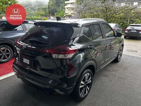 NISSAN-KICKS-2023