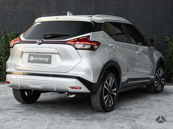 NISSAN-KICKS-2023