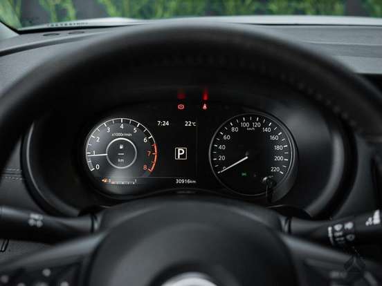 NISSAN-KICKS-2023