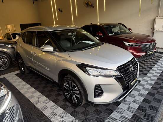 NISSAN-KICKS-2024
