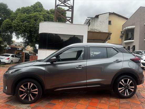 NISSAN-KICKS-2023