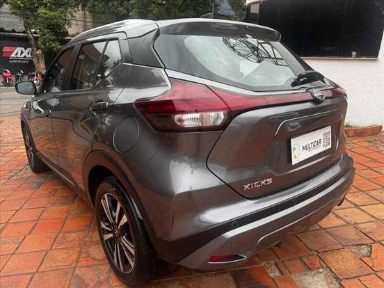 NISSAN-KICKS-2023
