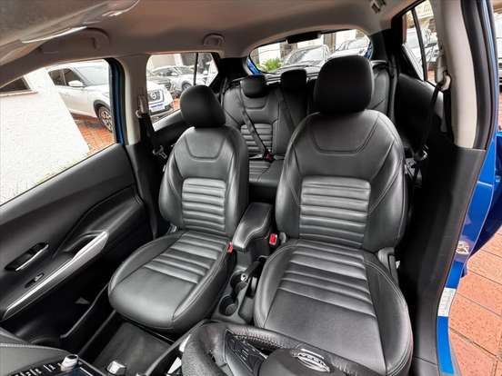NISSAN-KICKS-2023