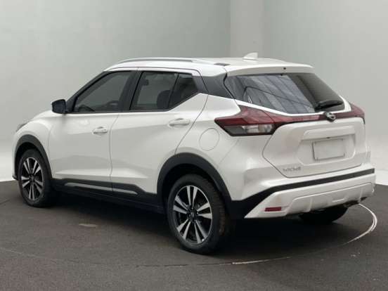 NISSAN-KICKS-2024