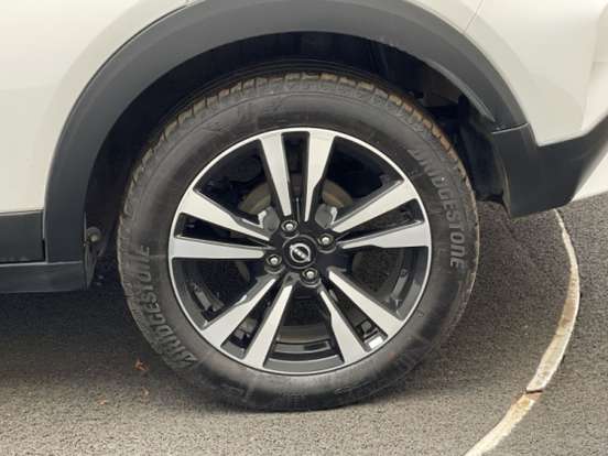 NISSAN-KICKS-2024