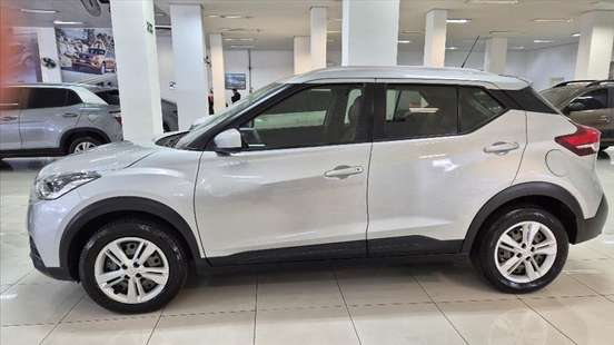 NISSAN-KICKS-2019