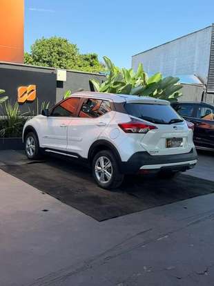 NISSAN-KICKS-2019