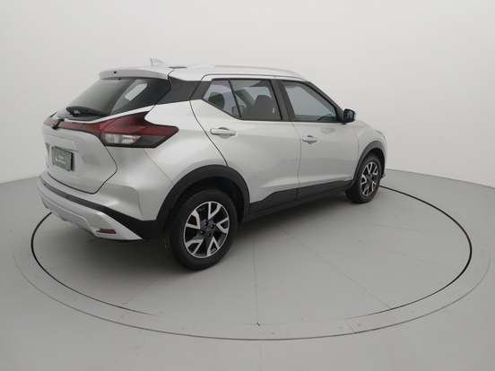 NISSAN-KICKS-2024
