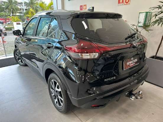 NISSAN-KICKS-2024