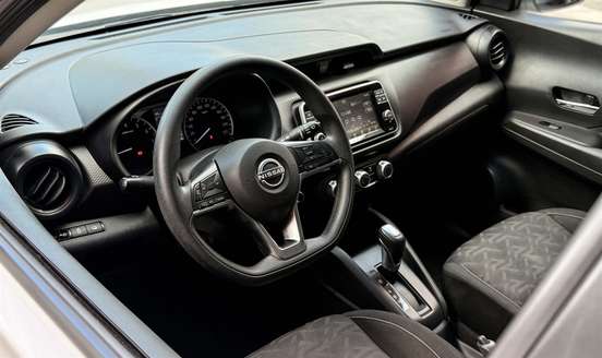 NISSAN-KICKS-2023