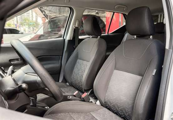 NISSAN-KICKS-2023