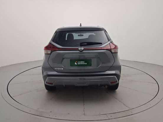 NISSAN-KICKS-2024
