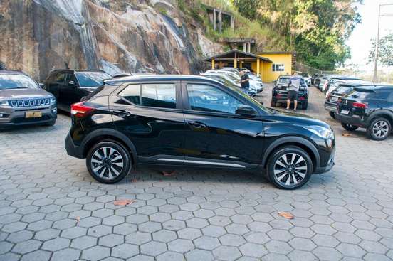 NISSAN-KICKS-2019