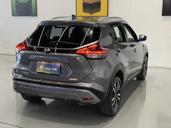 NISSAN-KICKS PLAY-2025