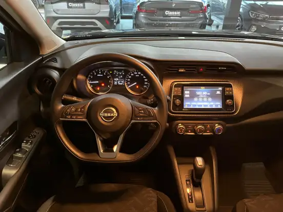 NISSAN-KICKS PLAY-2025