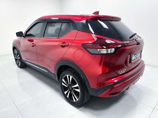 NISSAN-KICKS PLAY-2025