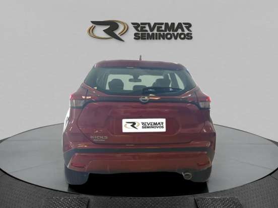 NISSAN-KICKS PLAY-2025