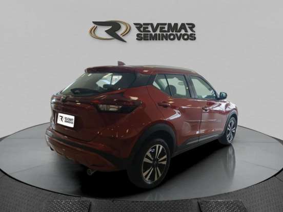 NISSAN-KICKS PLAY-2025