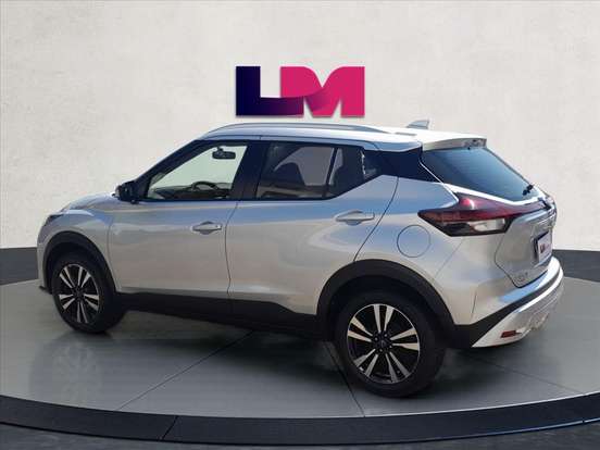 NISSAN-KICKS PLAY-2025