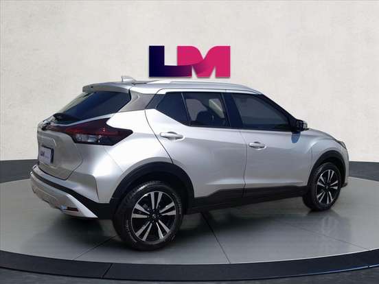 NISSAN-KICKS PLAY-2025