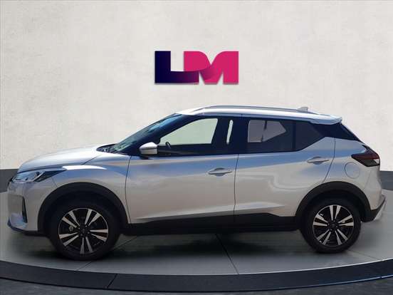 NISSAN-KICKS PLAY-2025
