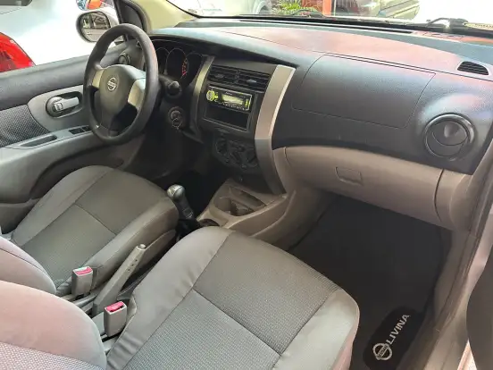 NISSAN-LIVINA-1.6 16V FLEX 4P MANUAL NISSAN-LIVINA-2009