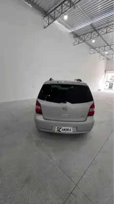 NISSAN-LIVINA-2011