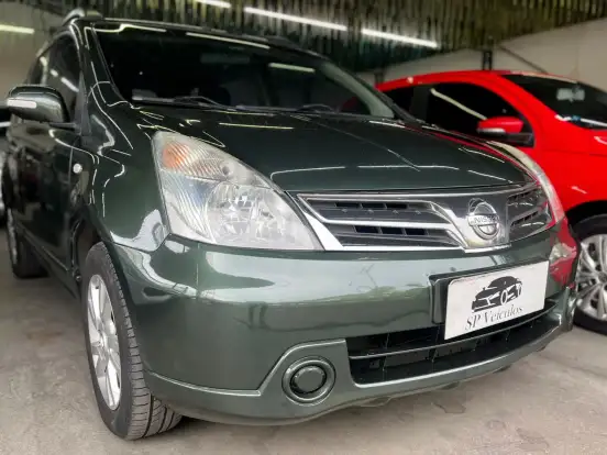 NISSAN-LIVINA-1.8 S 16V FLEX 4P AUTOMÁTICO NISSAN-LIVINA-2013