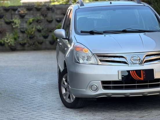 NISSAN-LIVINA-1.8 S 16V FLEX 4P AUTOMÁTICO NISSAN-LIVINA-2013